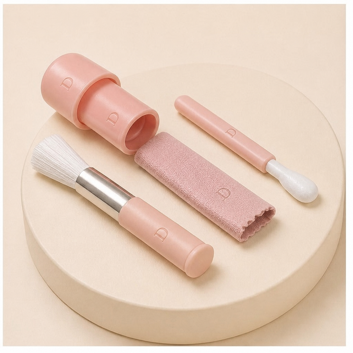 pocket cleaning kit